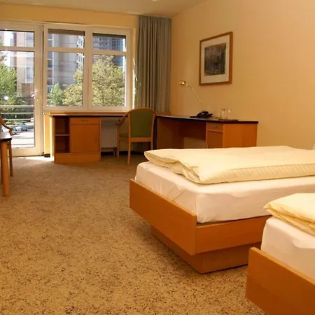 Am Weberplatz Hotel 3*