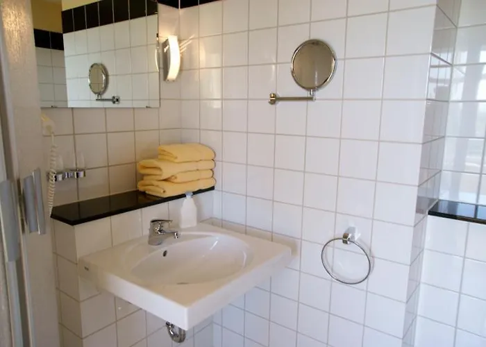 Am Weberplatz ホテル 3*