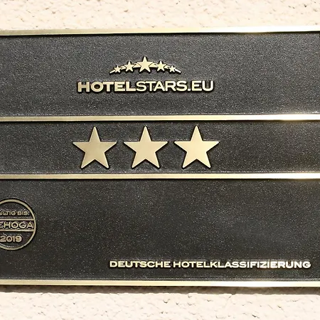 Am Weberplatz 3* Dresda